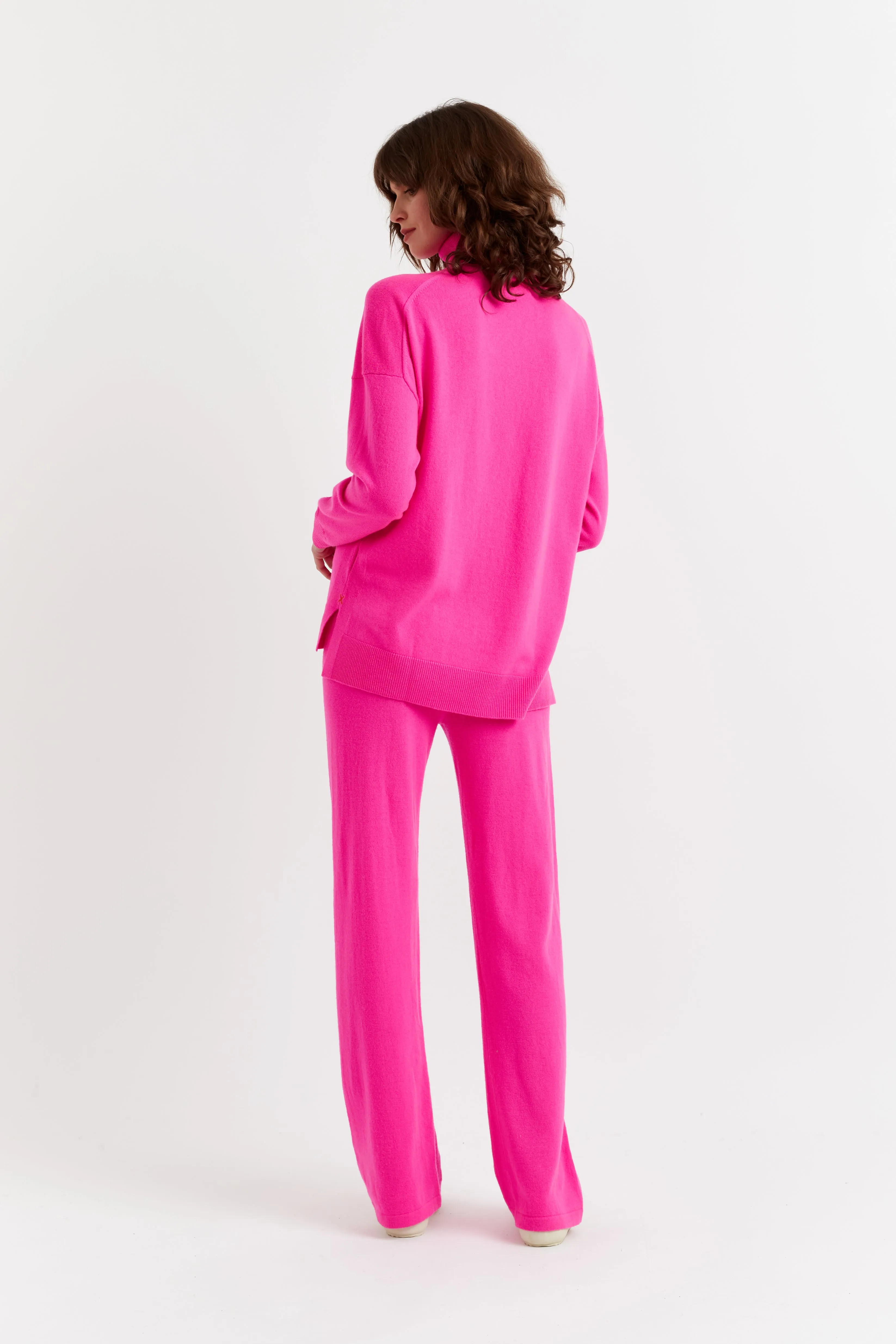 Fuchsia Wool-Cashmere Relaxed Rollneck Sweater