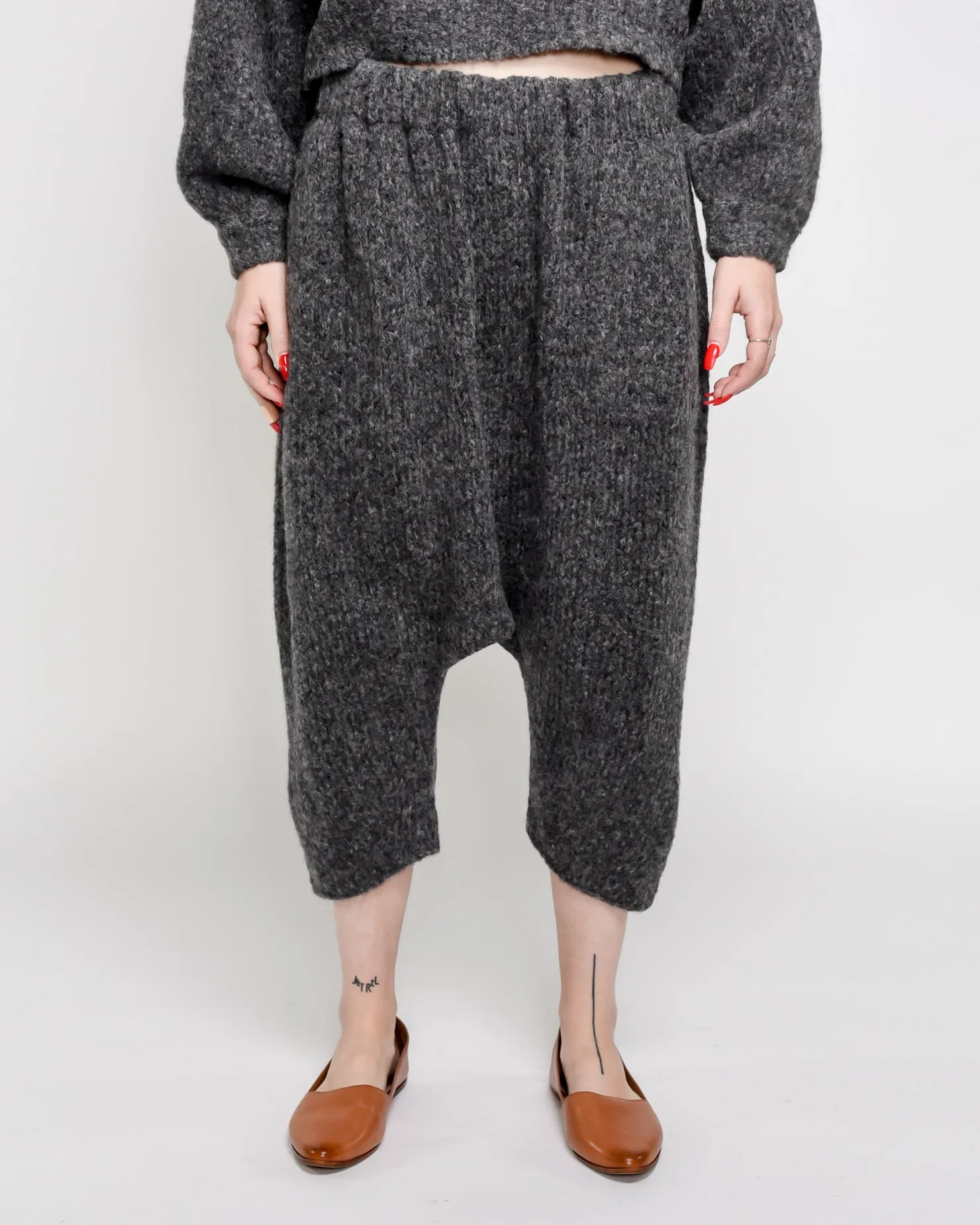 Kiko knit pants in charcoal