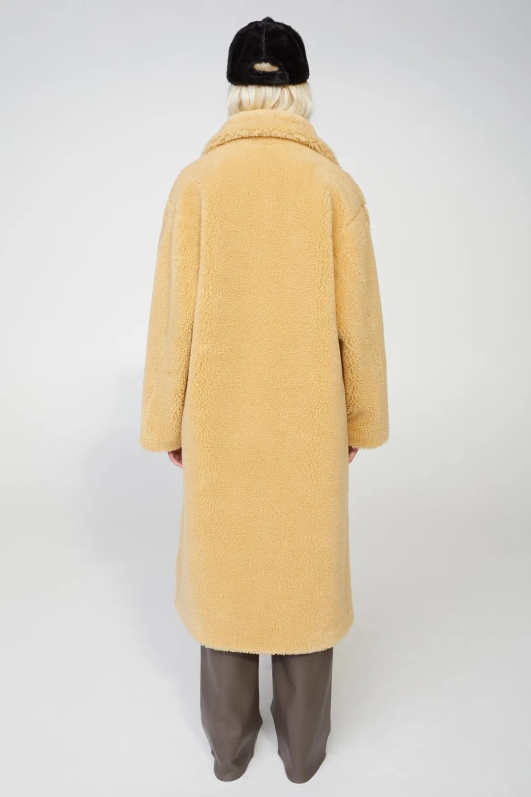 Maria Coat